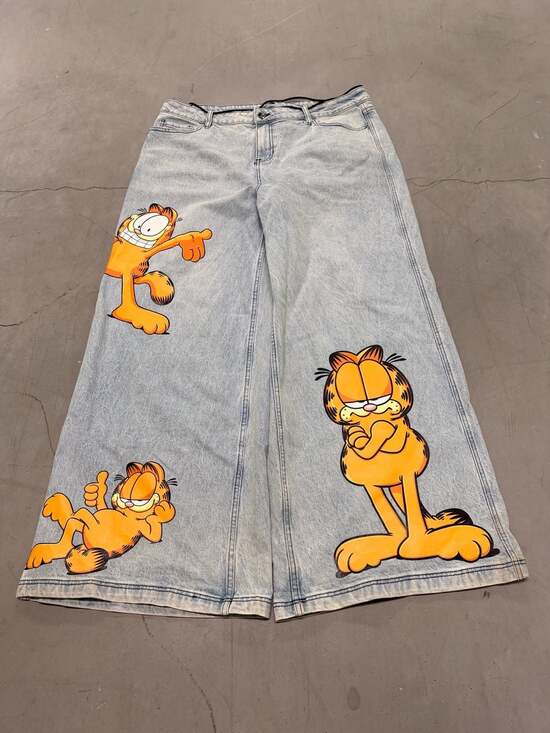 Hot topic Denim - Hot topic Garfield Wide-Leg Light Wash Denim Jeans Size 16